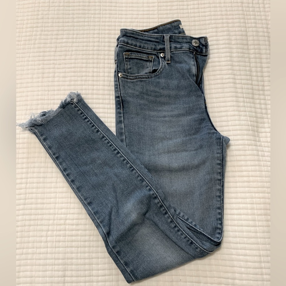 721 High Rise Skinny Jeans